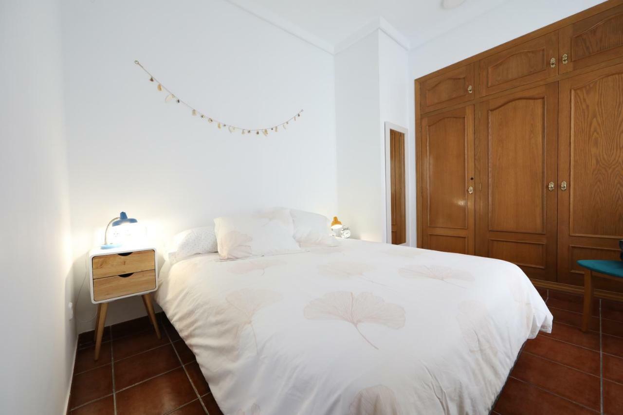 Cozy Apartment City Hall Alicante Bagian luar foto